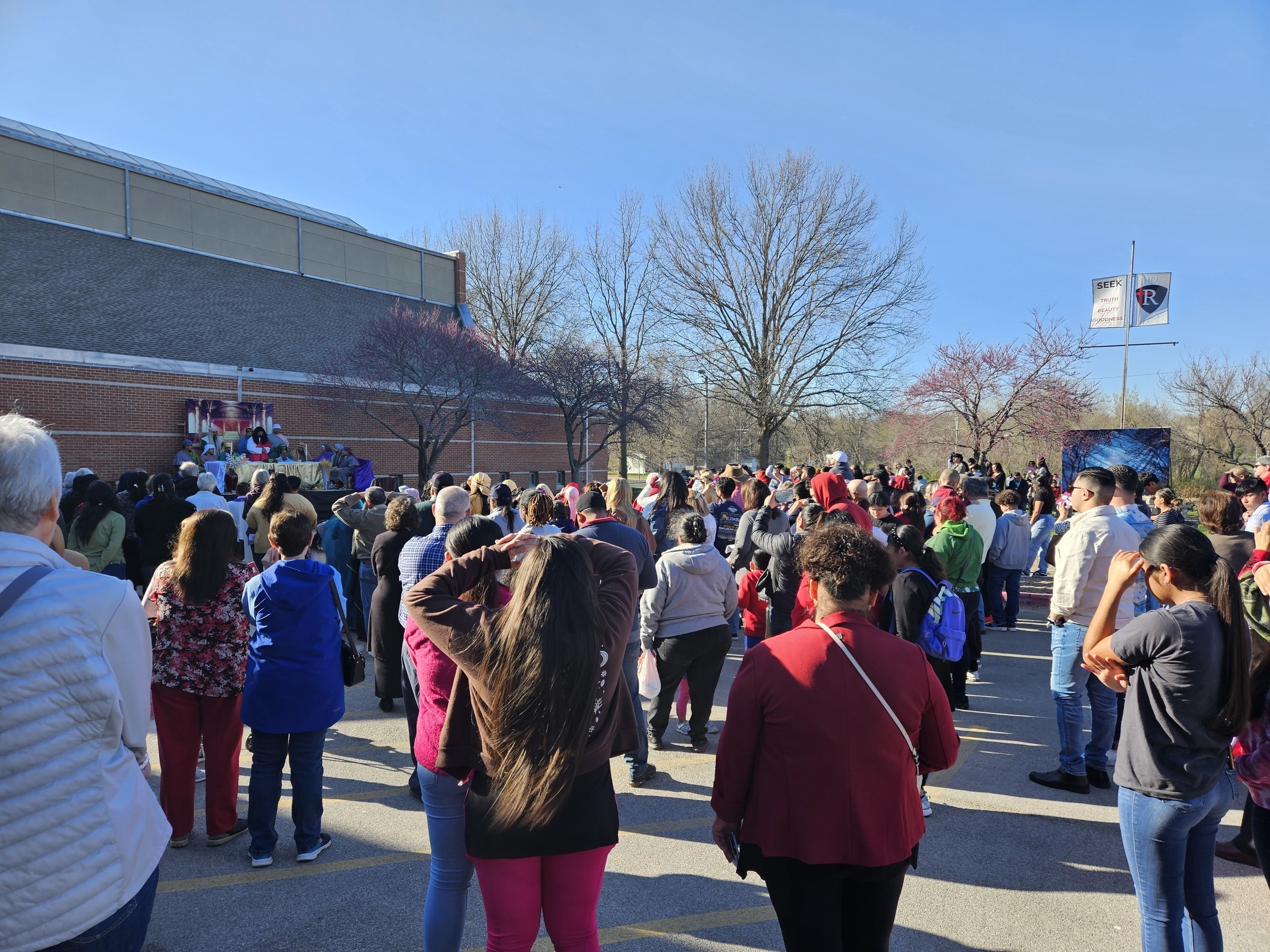 Large crowd watching a re-enactment of the Passion